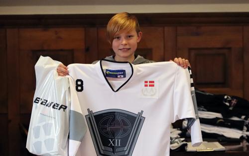 #8 Andreas P. Rakuscinec (AA) presented for new AA-marked jersey